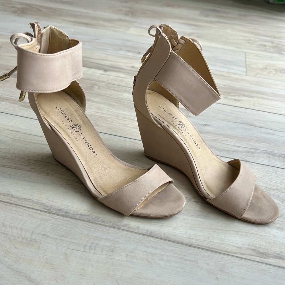 Chinese Laundry 7 nude heel